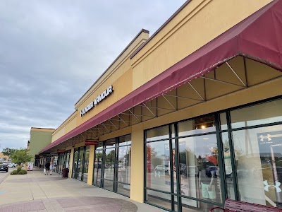 Johnson Creek Premium Outlets